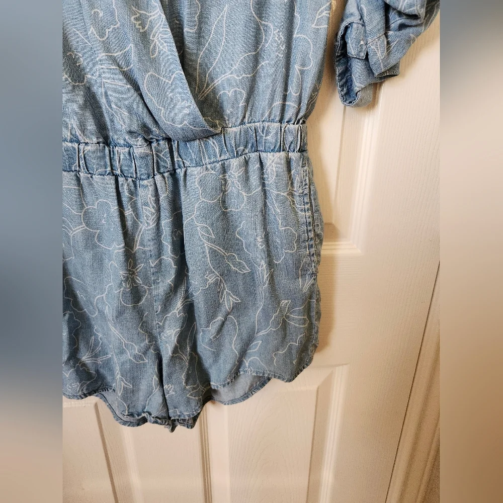 Cloth & Stone Light Blue Floral Jumpsuit Romper Floral XS